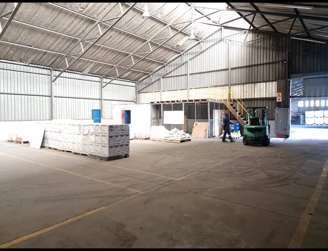 5,500M² WAREHOUSE FOR SALE IN ALBERTON NORTH